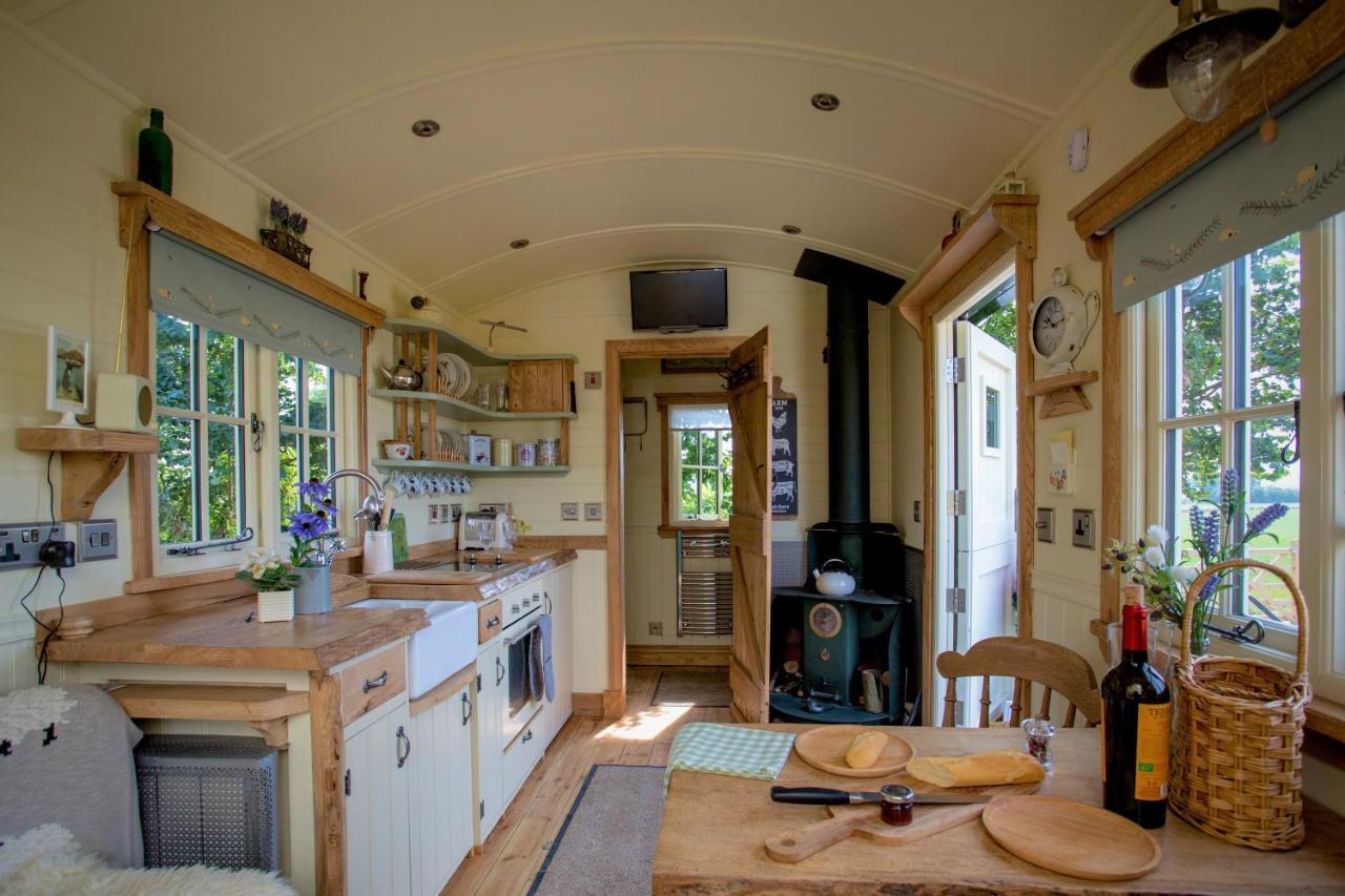 The Abberton Shepherds Hut Evesham Exteriör bild