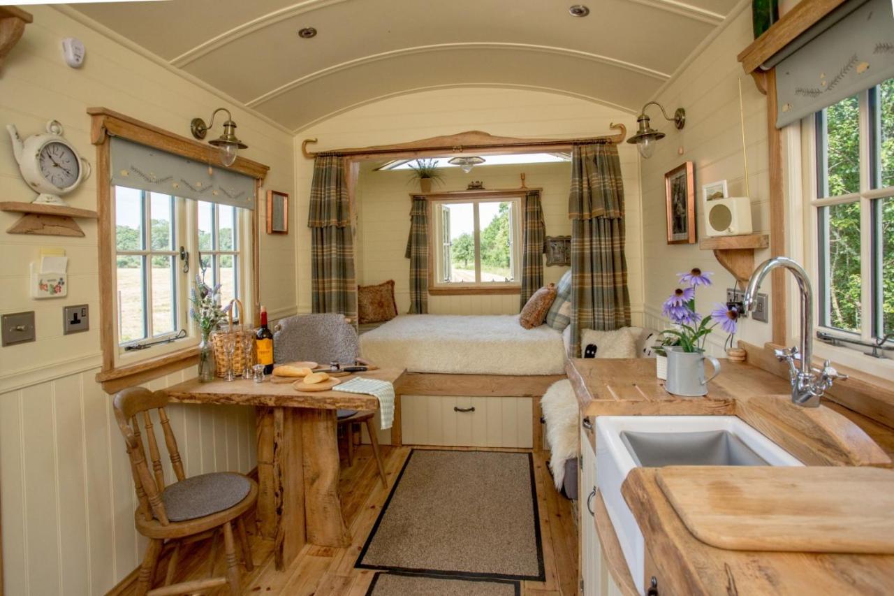 The Abberton Shepherds Hut Evesham Exteriör bild